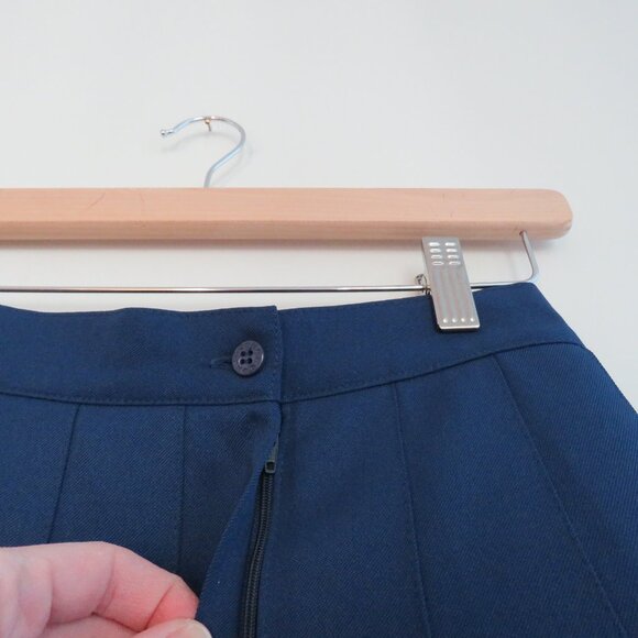 Head Women's Blue Pleated Skirt - Picture 9 of 12